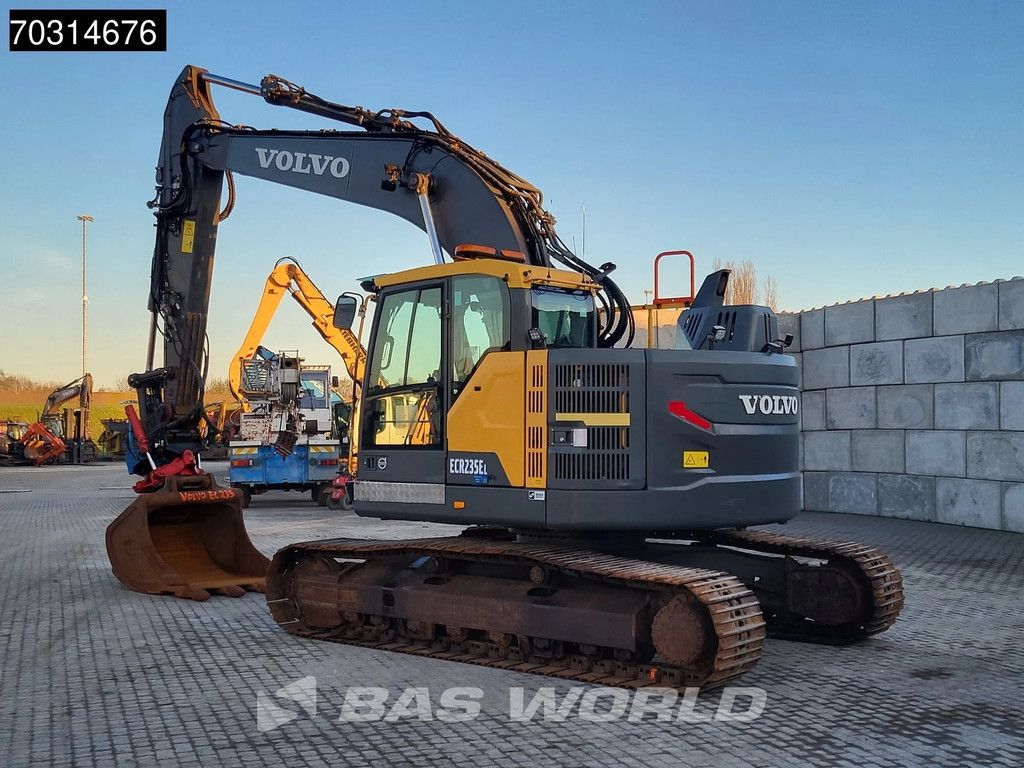 Volvo ECR235 E L