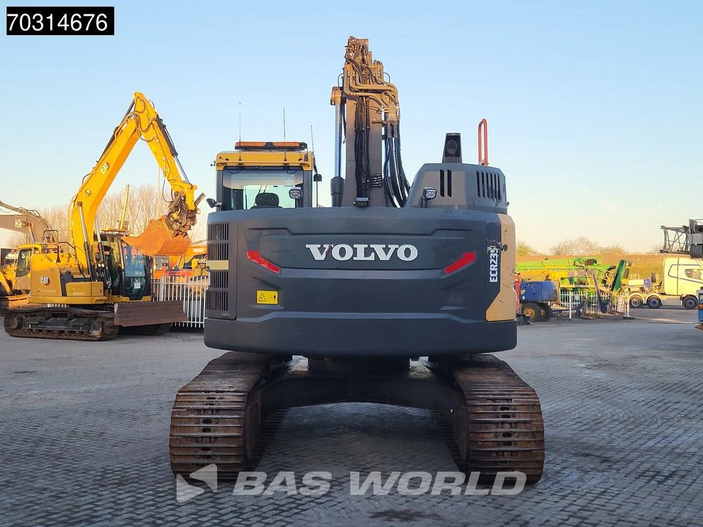 Volvo ECR235 E L