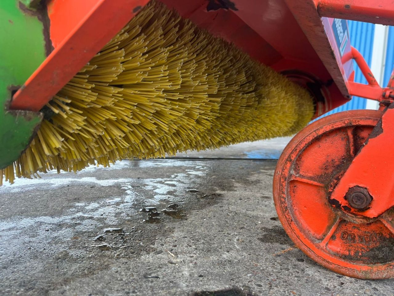 Holaras AGRA 170 veegmachine