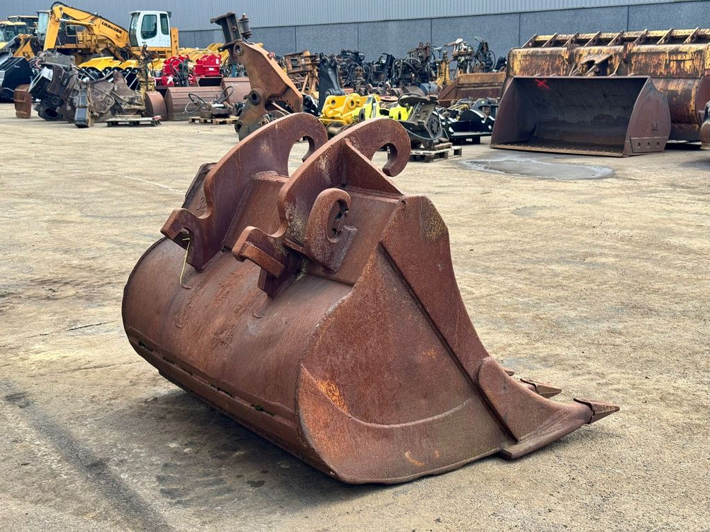 Excavation bucket CW 45 S HH5 / 1600