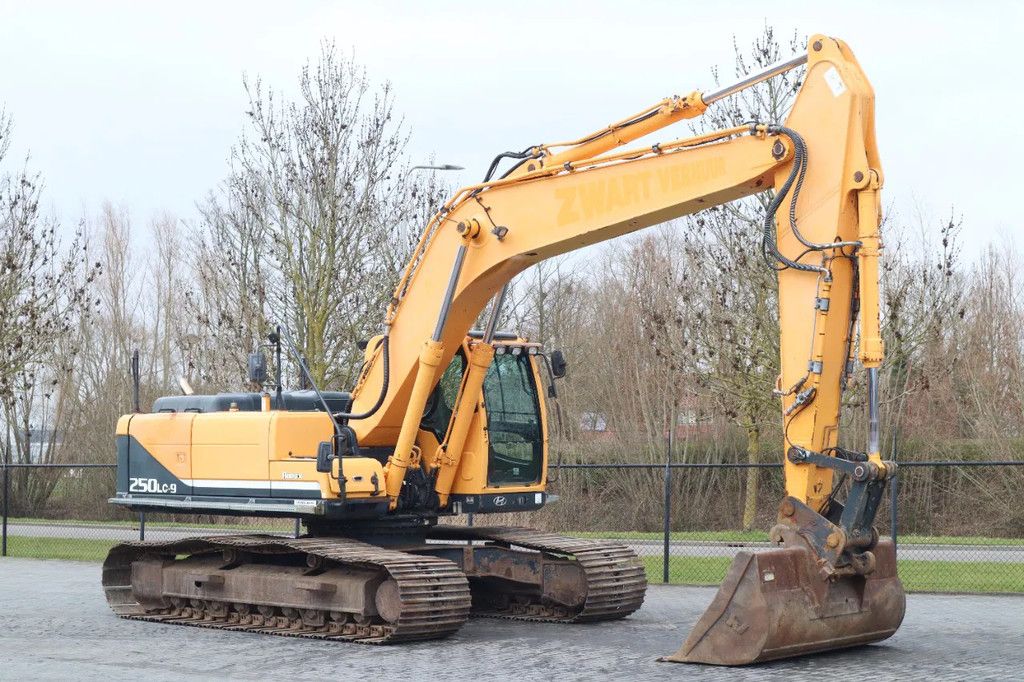 Hyundai ROBEX 250 LC-9 | BUCKET | QUICK COUPLER