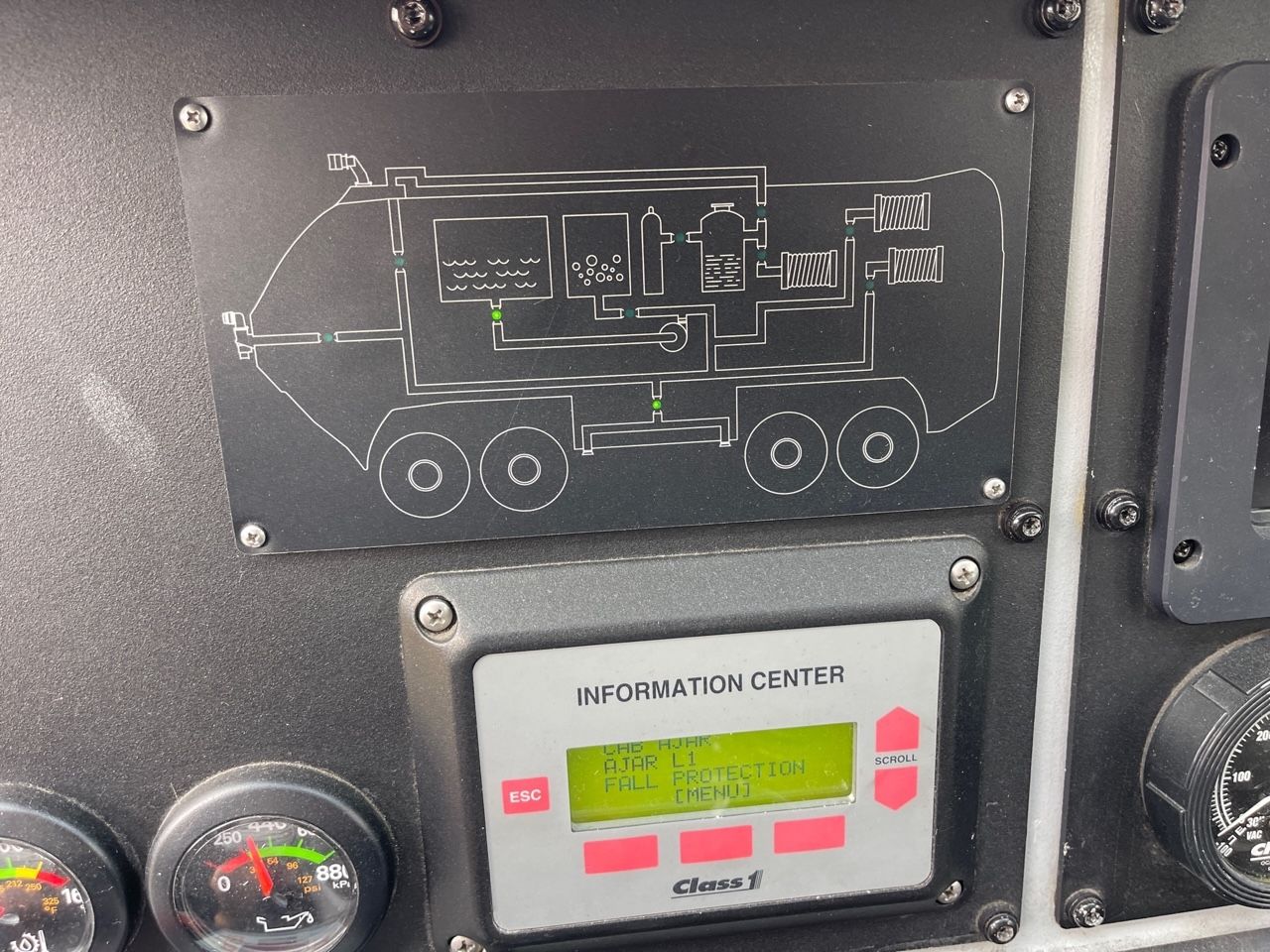 E-ONE Titan P6 HPR Crashtender Fire TRUCK