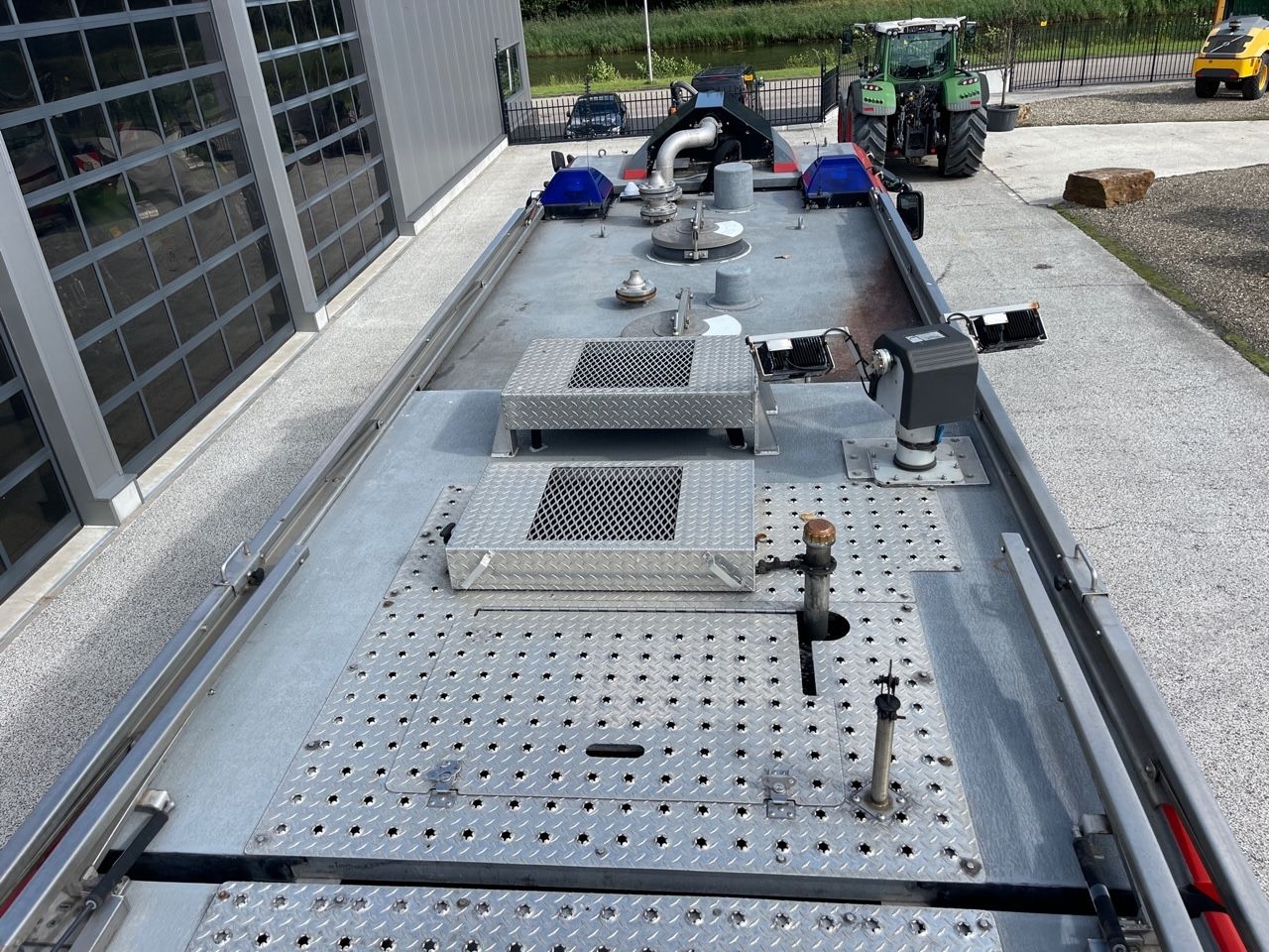 E-ONE Titan P6 HPR Crashtender Fire TRUCK