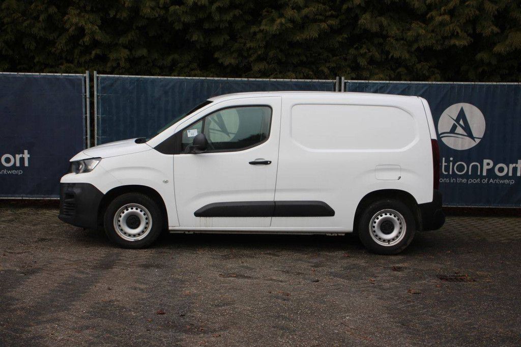 Peugeot Partner Van 1.6 BlueHDI Premium Diesel 75 PS 2019