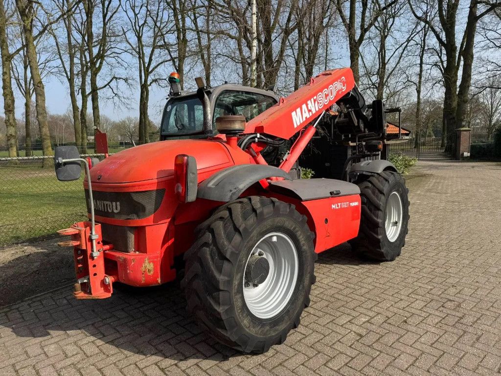 Manitou MLT 627 Verreiker loader