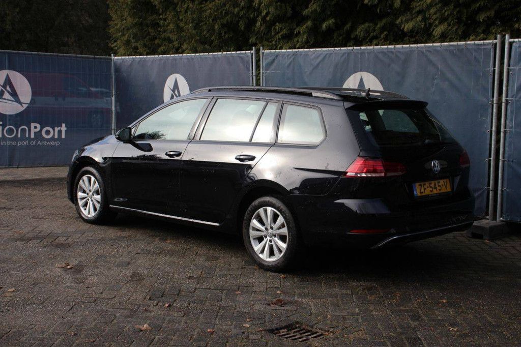 Volkswagen Golf Variant Station Wagon 1.0 TSI Comfortline Petrol 116hp 2019