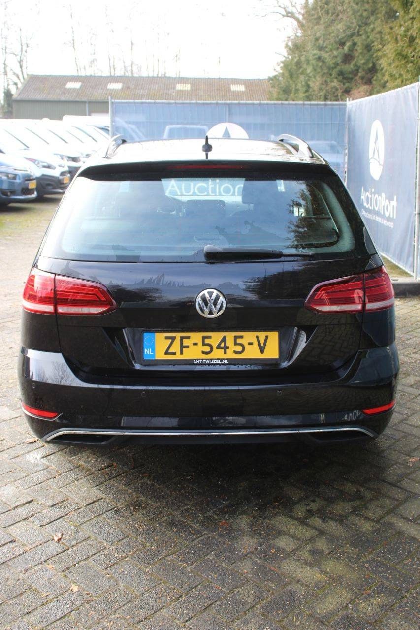 Volkswagen Golf Variant Station Wagon 1.0 TSI Comfortline Petrol 116hp 2019
