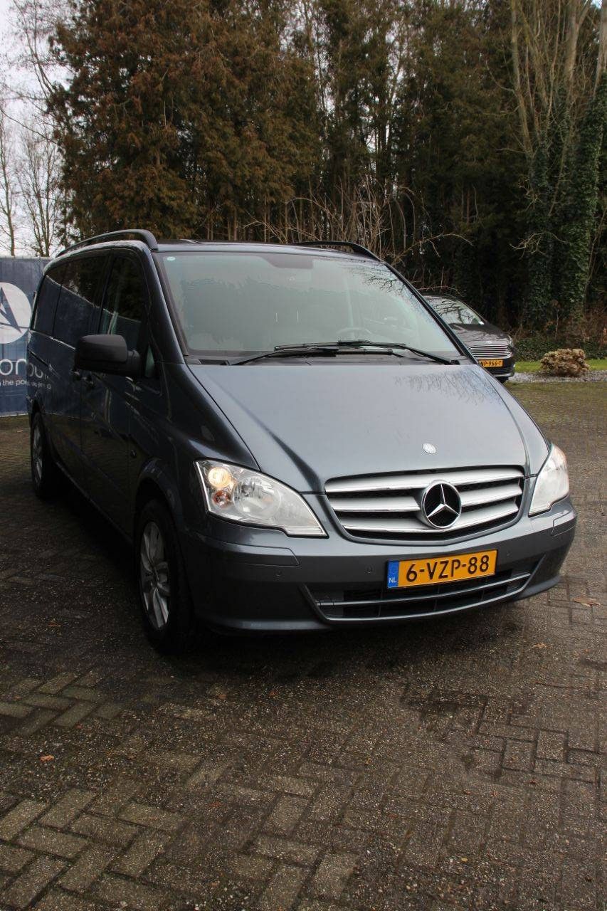 Mercedes-Benz Vito 122 CDI 320 Lang DC Luxus Diesel 226 PS Van 2012