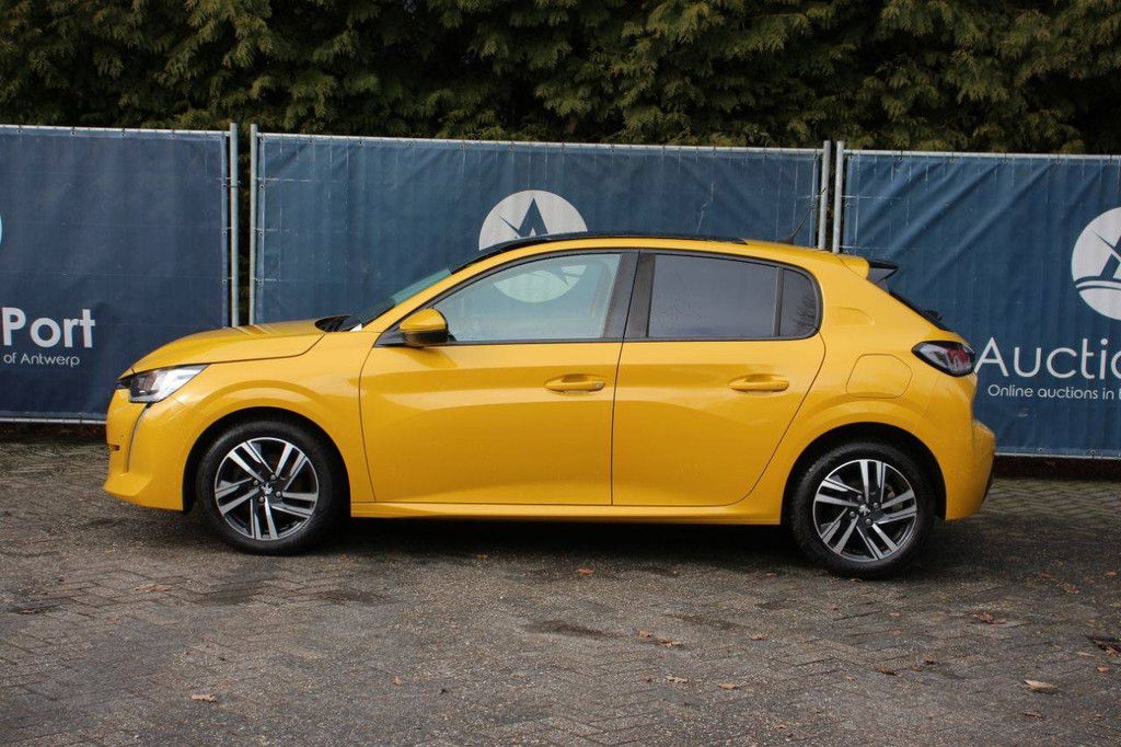 Peugeot 208 1.5 BlueHDi Leasing Allure Diesel 102 PS, Baujahr 2020