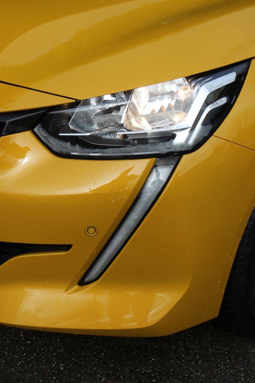 Peugeot 208 1.5 BlueHDi Leasing Allure Diesel 102 PS, Baujahr 2020