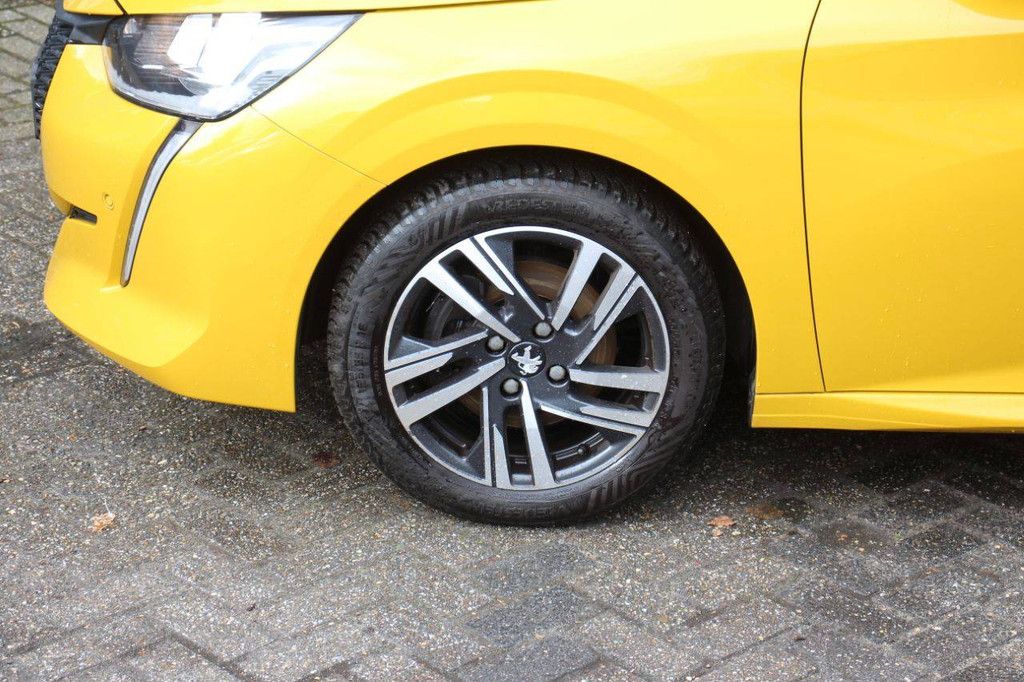 Peugeot 208 1.5 BlueHDi Leasing Allure Diesel 102 PS, Baujahr 2020