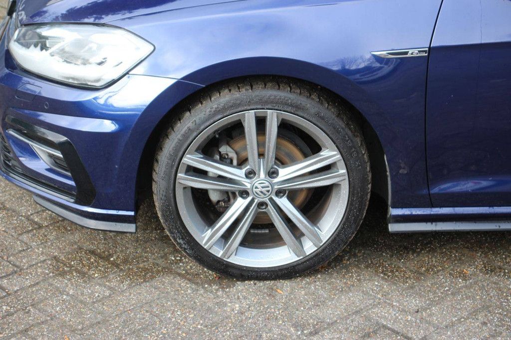 Volkswagen Golf Variant Station Wagon 1.5 TSI Highline Business R Petrol 151hp 2019