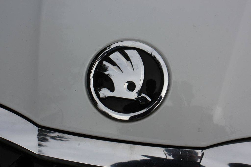 Stationwagen Skoda Octavia Combi 1.0 e-TSI Business Edition Plus Hybride 111pk 2021