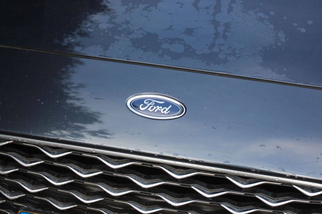 Ford Focus Wagon Station Wagon 1.0 EcoBoost Vignale Petrol 125hp 2020