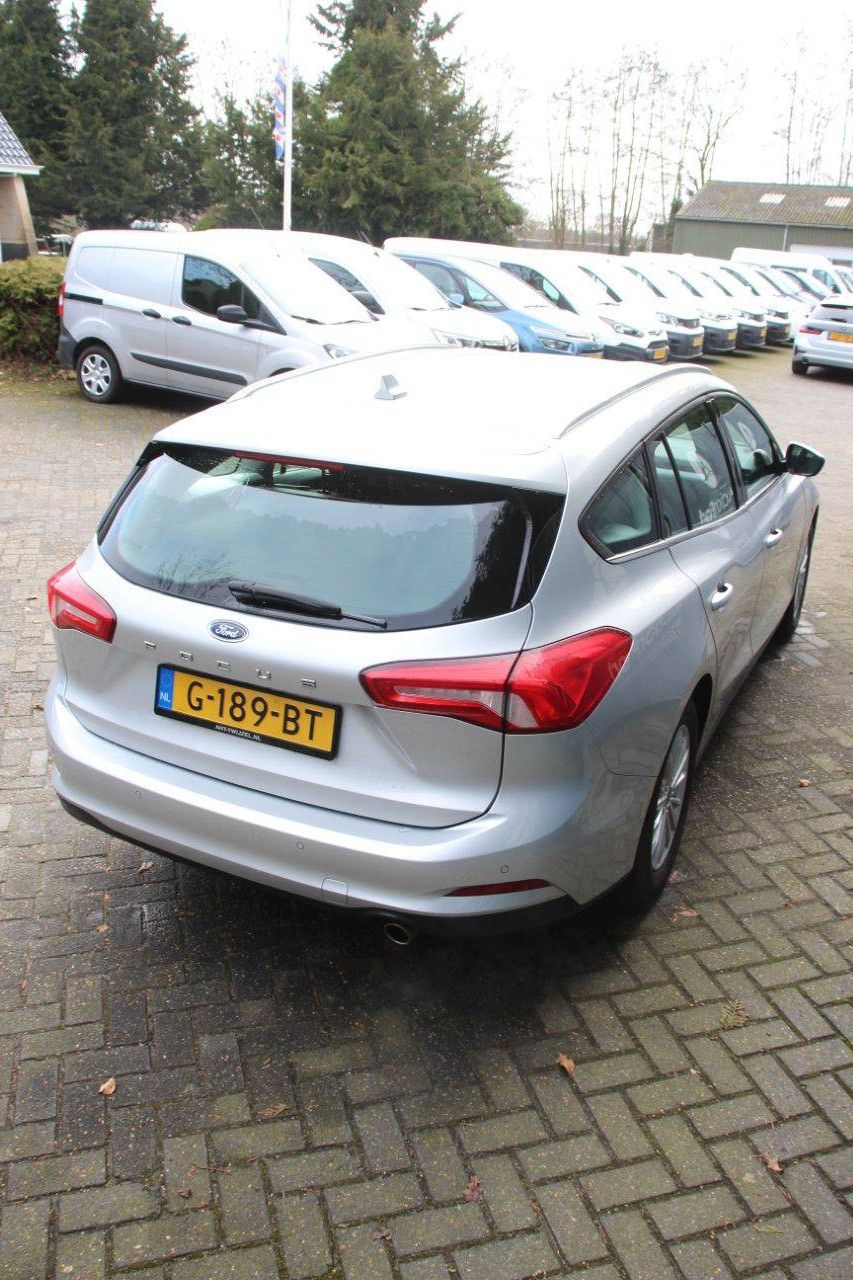 Ford Focus Wagon Station Wagon 1.0 EcoBoost Titanium Petrol 125hp