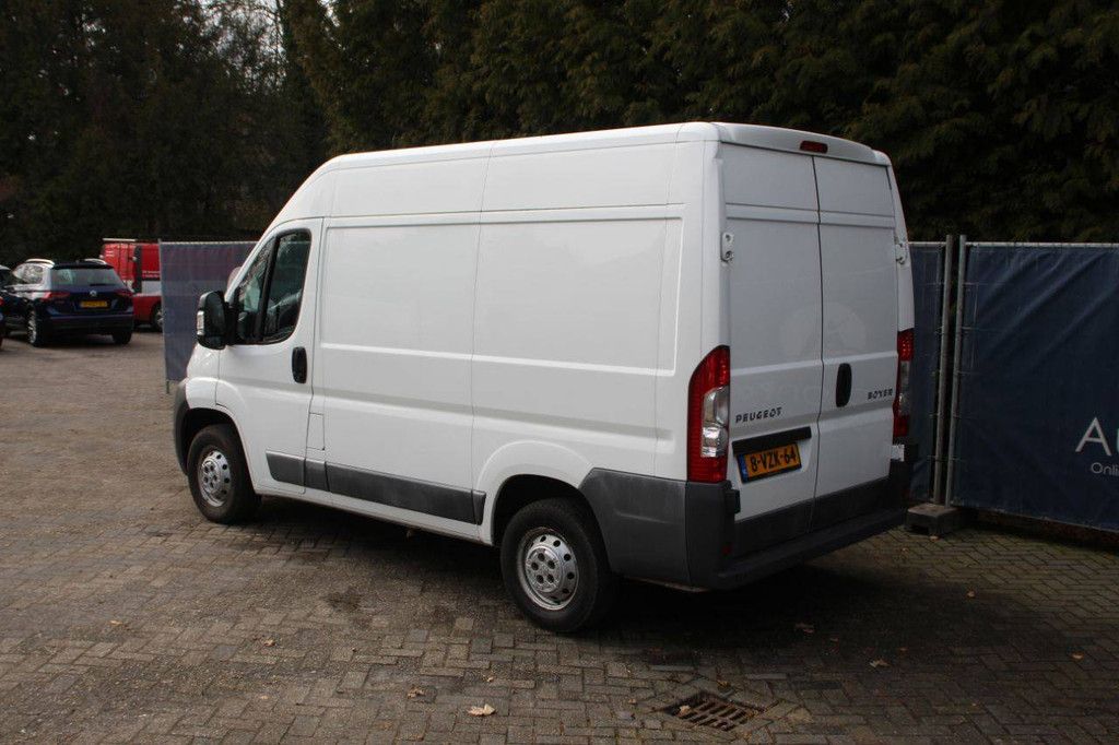 Peugeot Boxer 333 2.2 HDI L1H2 Diesel 132 PS Kastenwagen 2012