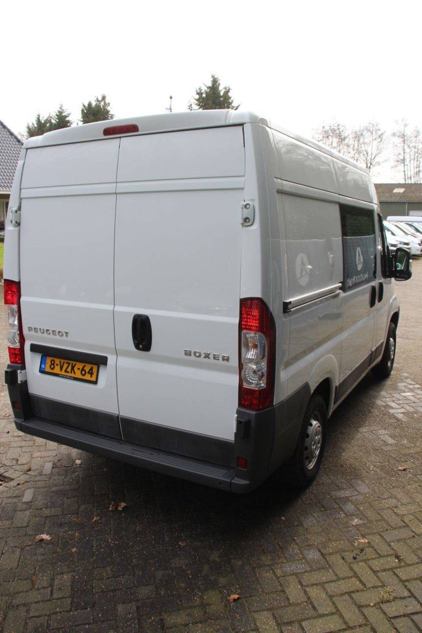 Peugeot Boxer 333 2.2 HDI L1H2 Diesel 132 PS Kastenwagen 2012