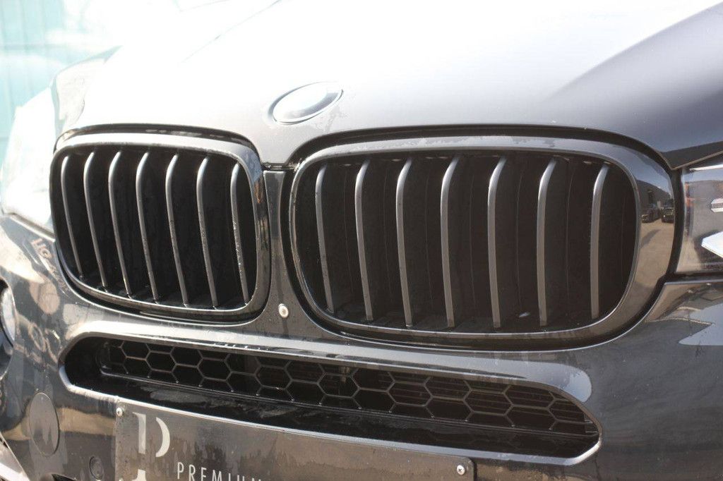 SUV BMW X5 M50d Diesel 381 PS