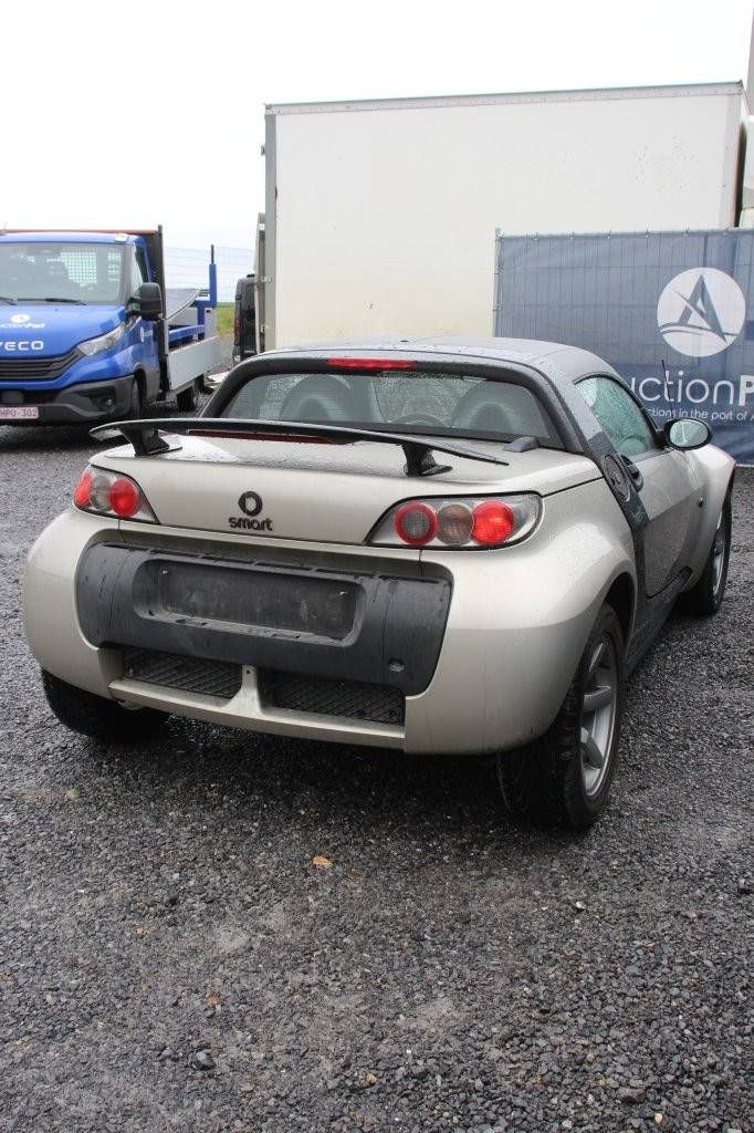 Pkw Smart Roadster Benzin 61 PS 2004