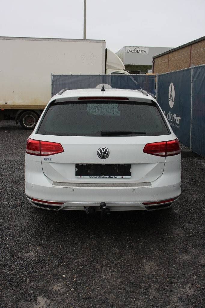 Pkw Volkswagen Passat Elektro + Benzin 156 PS 2017