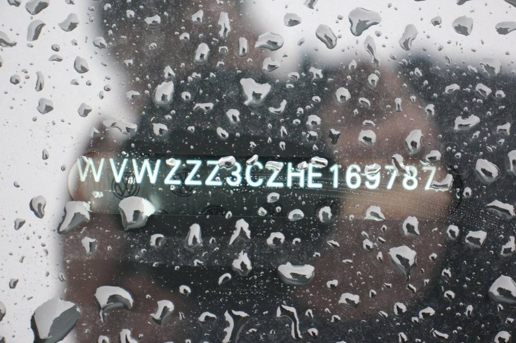 Pkw Volkswagen Passat Elektro + Benzin 156 PS 2017