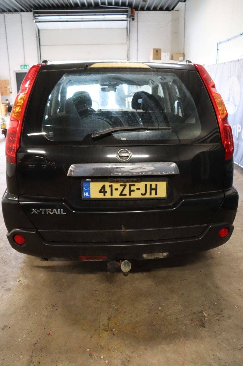 SUV Nissan X-Trail Benzine 142pk 2008
