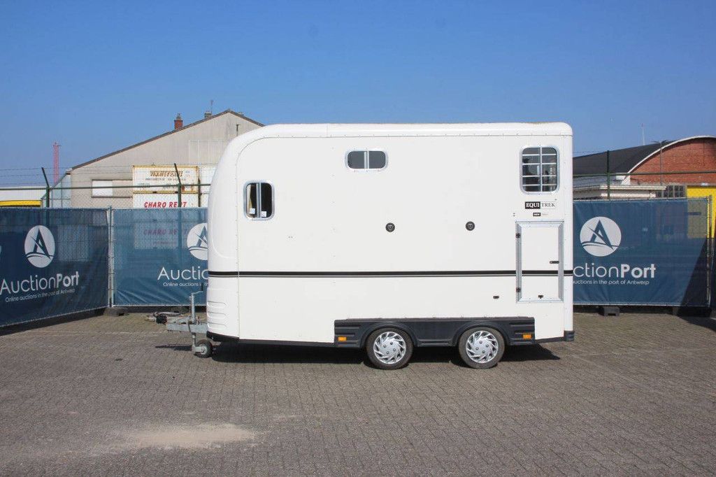 Paardentrailer EQUI-TREK EQ27 2009