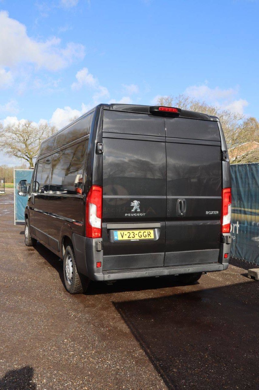 Bestelwagen Peugeot Boxer Diesel 165pk 2020