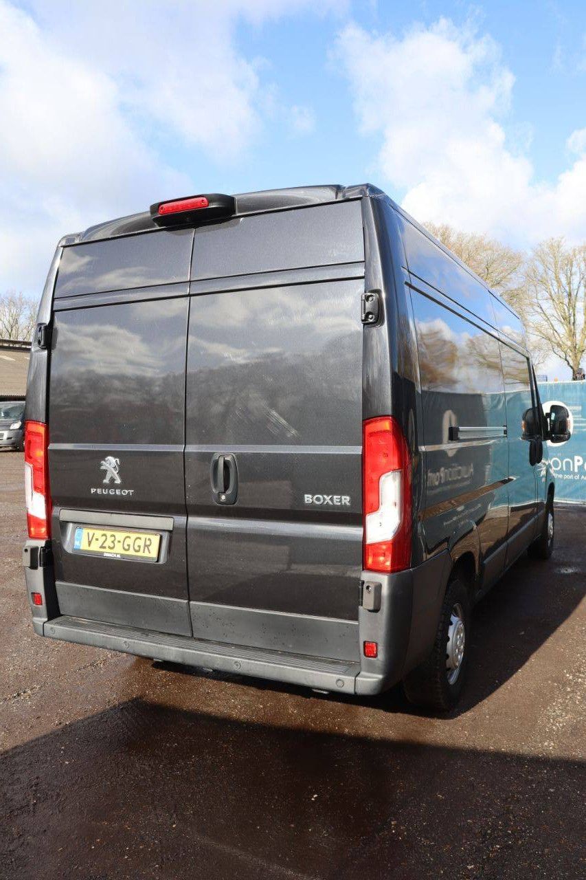 Bestelwagen Peugeot Boxer Diesel 165pk 2020