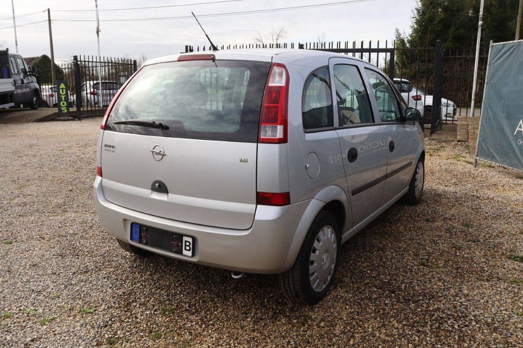 Passenger car Opel Meriva 1.6 Petrol 101 hp 2004
