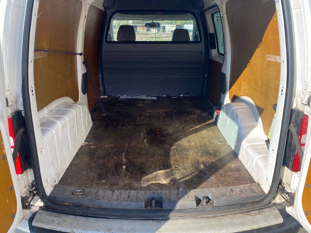 Volkswagen Caddy 1.6 TDI Diesel 102 PS 2011 Van (Marge)