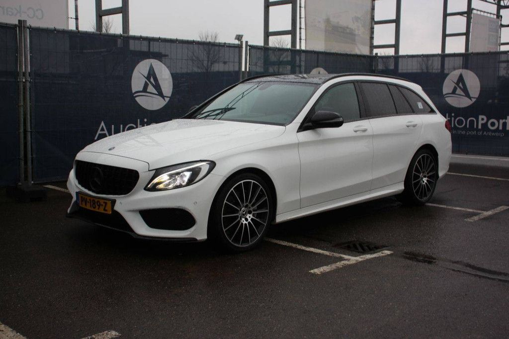 Pkw Mercedes-Benz C-Klasse T-Modell 180 AMG Sport Edition Benzin 115 kW 2017 (Margin)