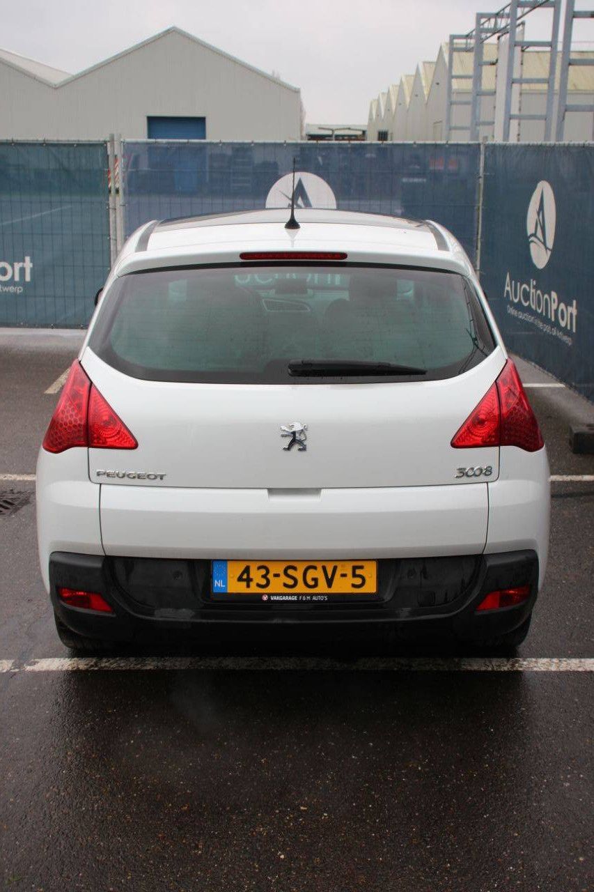 Pkw Peugeot 3008 1.6VTi ST Benzin 88kW 2011 (Margin)