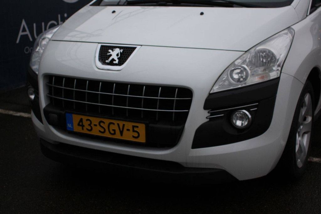 Pkw Peugeot 3008 1.6VTi ST Benzin 88kW 2011 (Margin)