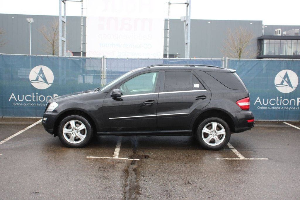 Pkw Mercedes-Benz ML 350 CDI 4MATIC Diesel 170 kW 2010