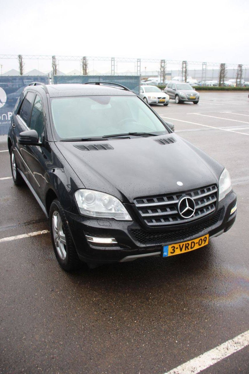 Pkw Mercedes-Benz ML 350 CDI 4MATIC Diesel 170 kW 2010