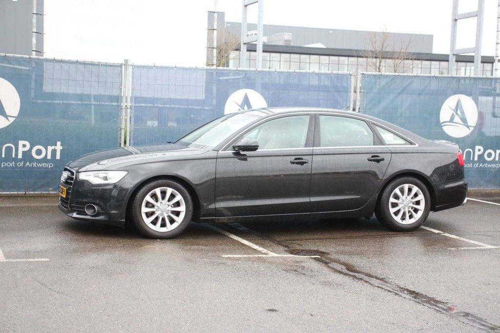 Pkw Audi A6 Benzin 204 PS 2012