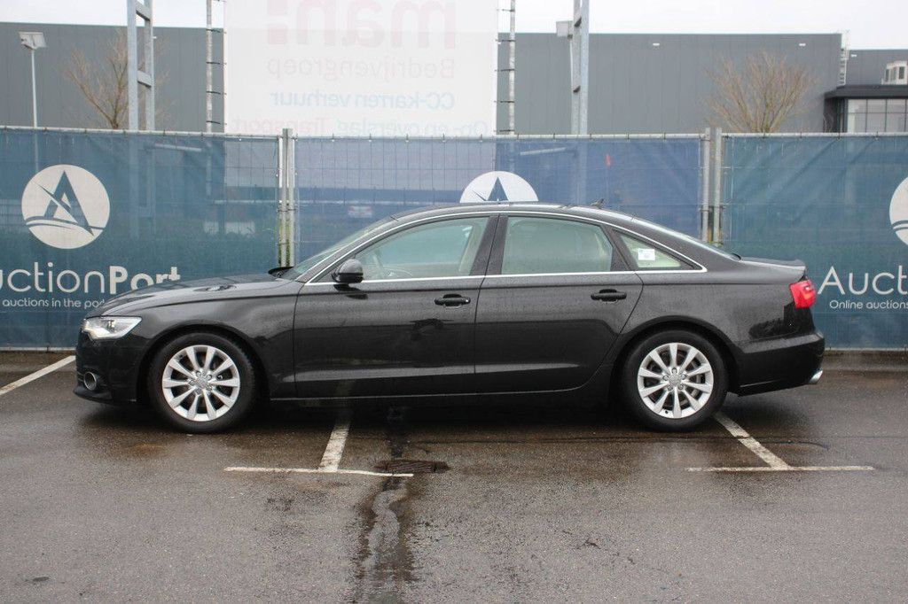 Pkw Audi A6 Benzin 204 PS 2012