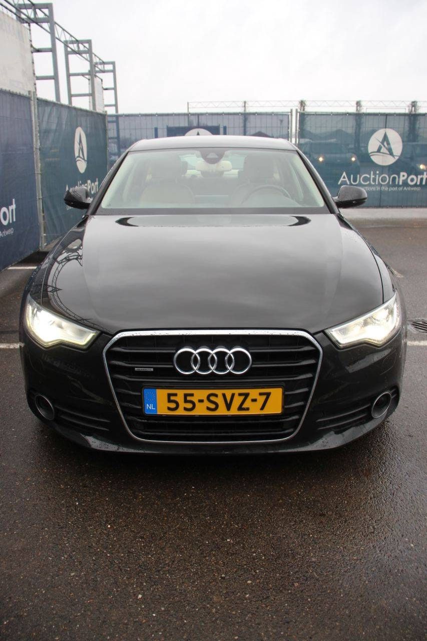 Pkw Audi A6 Benzin 204 PS 2012
