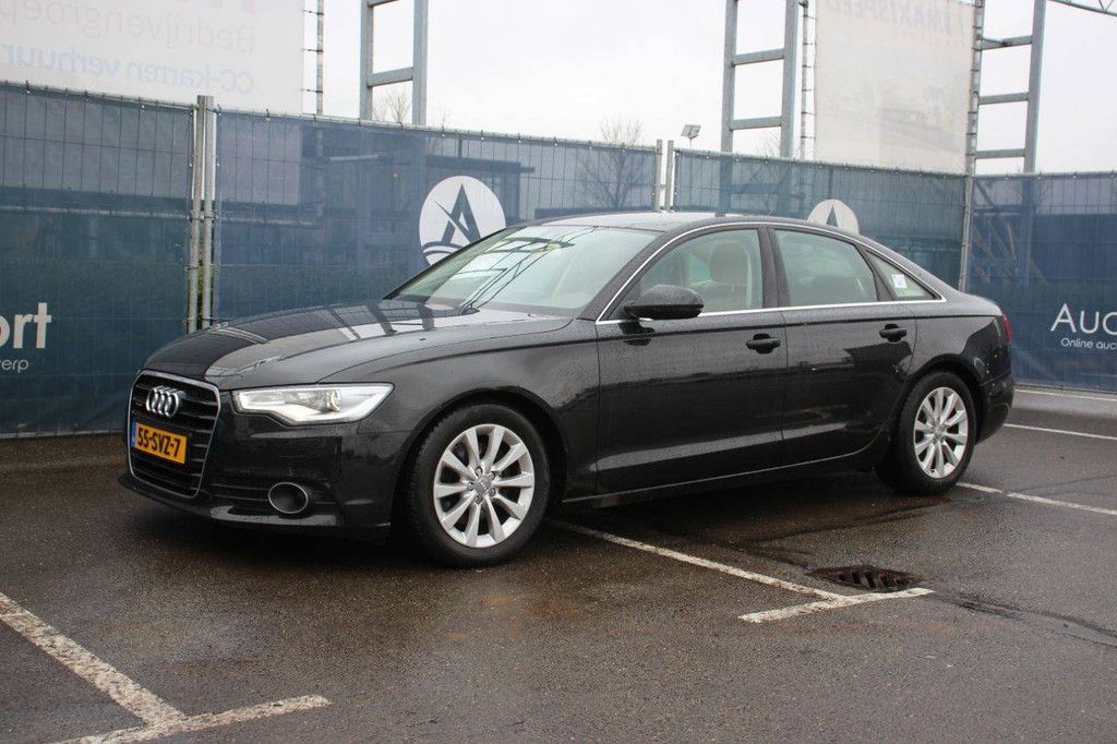 Pkw Audi A6 Benzin 204 PS 2012
