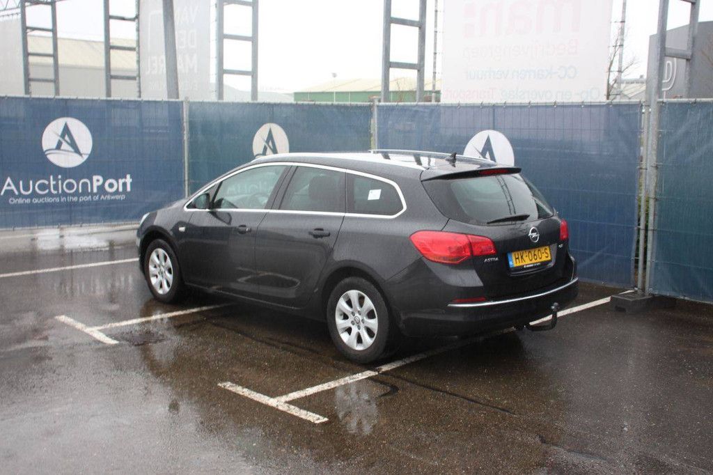 Opel ASTRA Diesel Station Wagon 110hp 2015