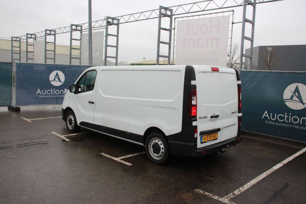 Renault TRAFIC Diesel Van 2018