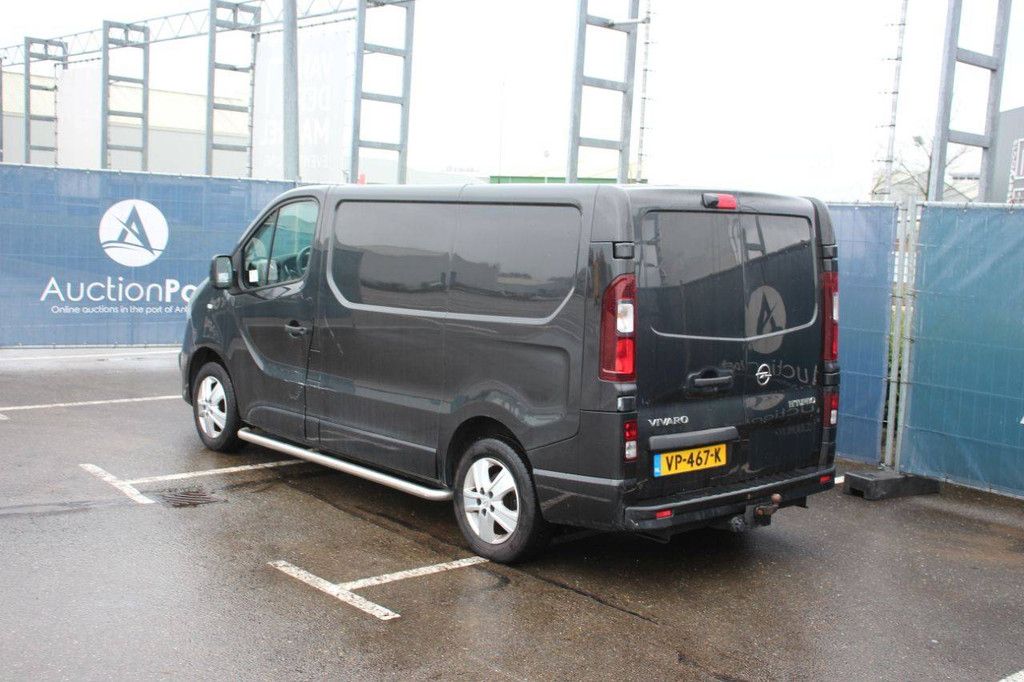Opel Vivaro Diesel Van 2015