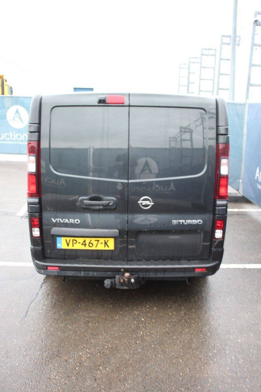 Opel Vivaro Diesel Van 2015