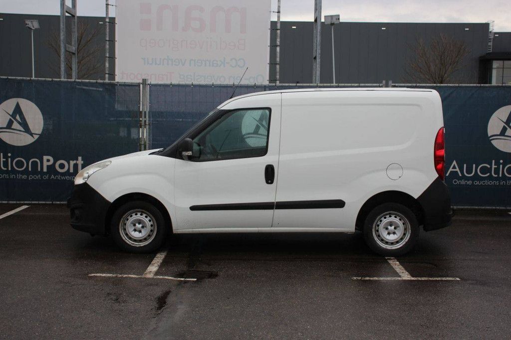 Opel Combo CNG Transporter 2013