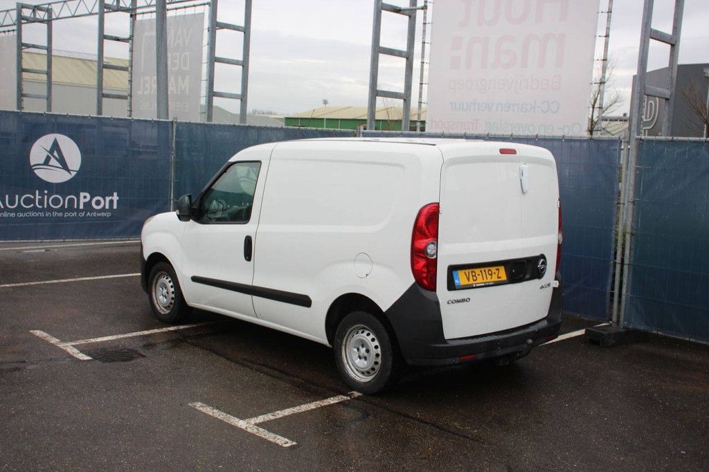 Opel Combo CNG Transporter 2013