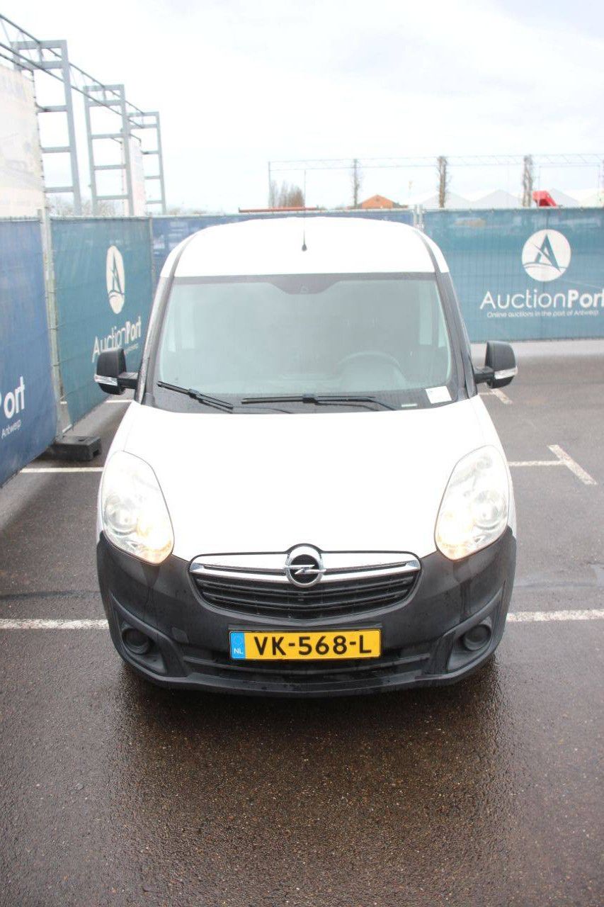 Opel Combo Diesel Kastenwagen 2014