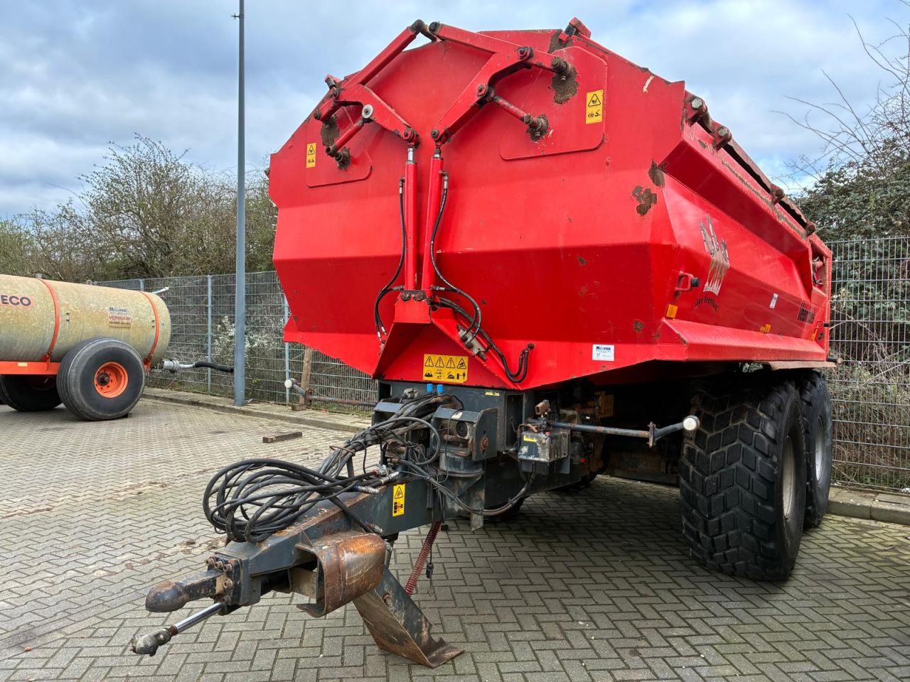 Veenhuis JVZK 21000 grondumper