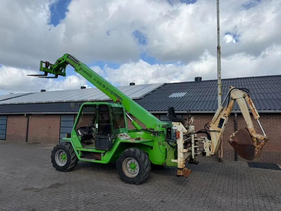 Merlo Verreiker One en Only met achtergraver !!