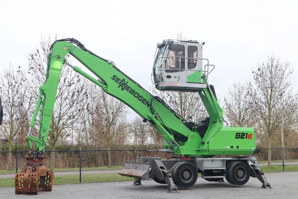 Sennebogen 821E | 821 E | SORTING GRAB | DOZERBLADE | GREAT CONDITION